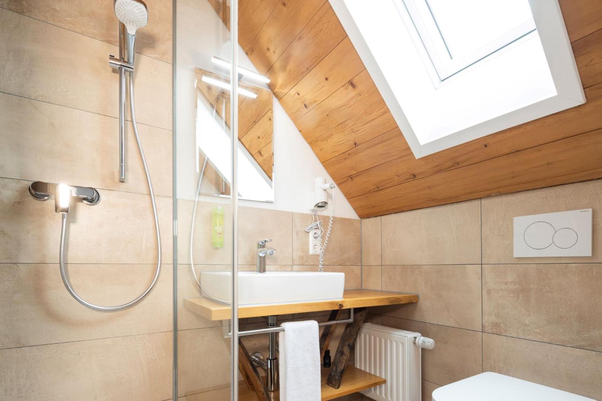 Altbau Gasthaus Amboss Grunkraut 外观 照片