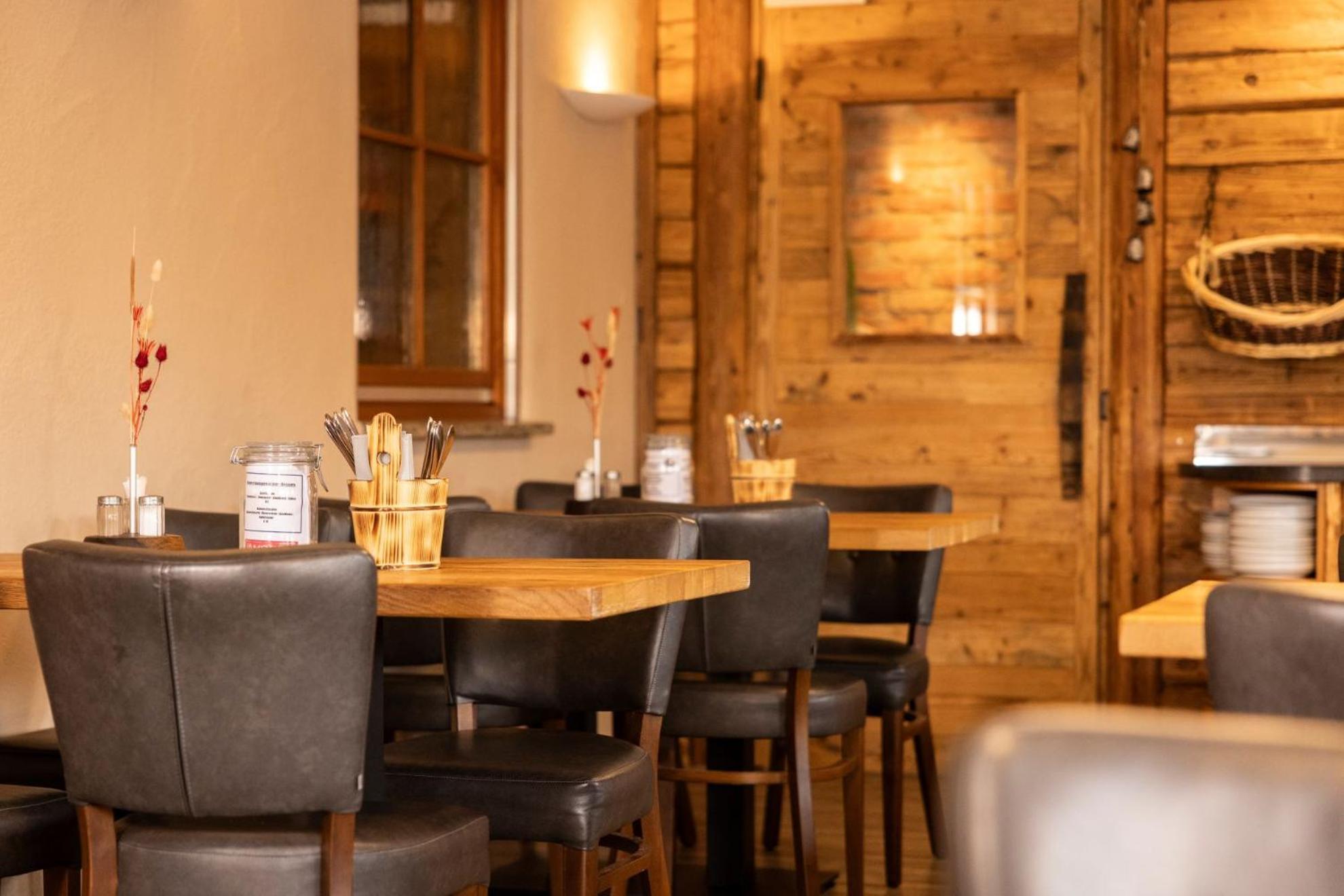 Altbau Gasthaus Amboss Grunkraut 外观 照片